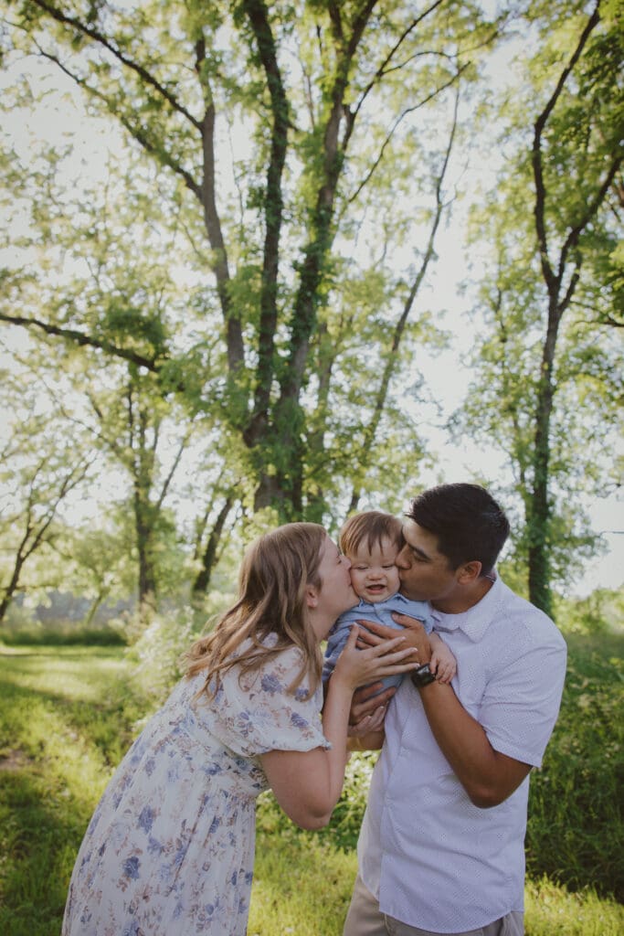 Kalona Iowa Family Photographer
