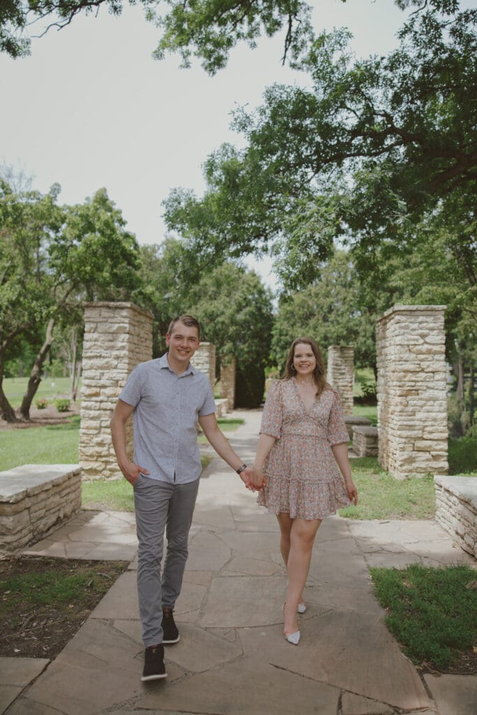 Des Moines Iowa Couples Photographer