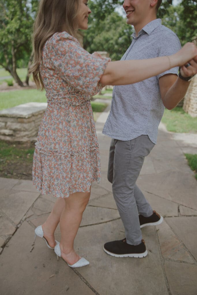 Des Moines Iowa Couples Photographer
