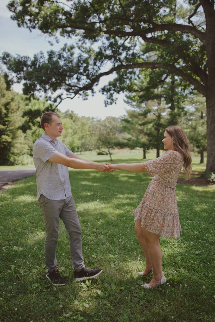 Des Moines Iowa Couples Photographer