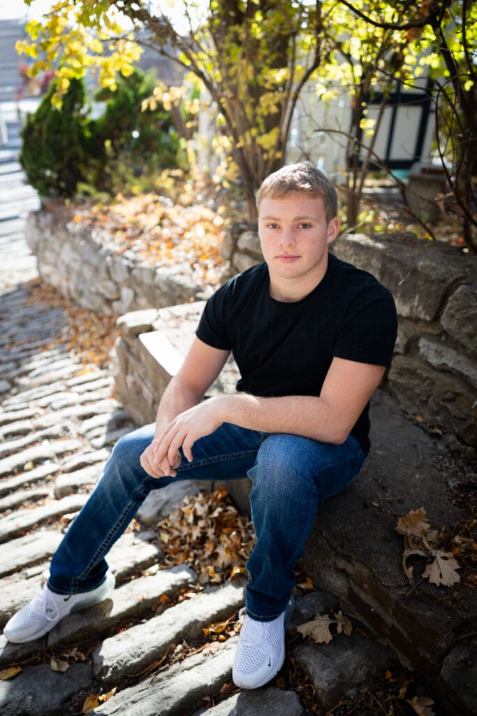 Iowa Senior Guy Outdoor Photo