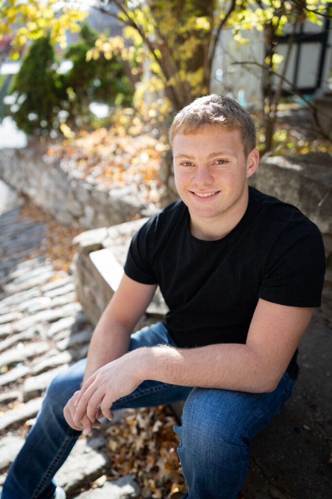 Burlington Iowa Outdoor Senior Photos Stone Alley